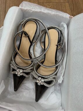 Crystal-Embellished Black Pointed Toe Women's Heels